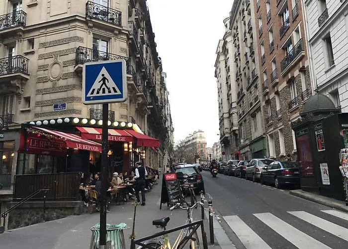 Апартаменты Sloth Loft Montmartre 2025 Refresh Париж